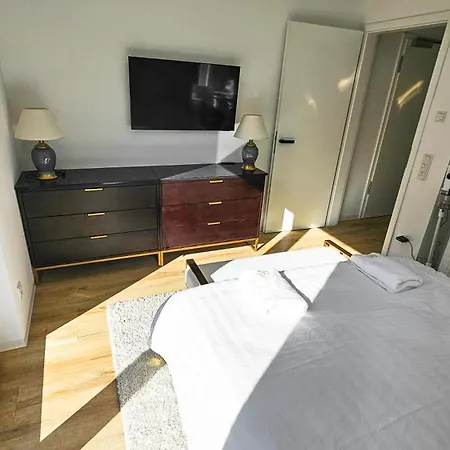 Beautiful New L -15 Min To Octoberfest Appartement München